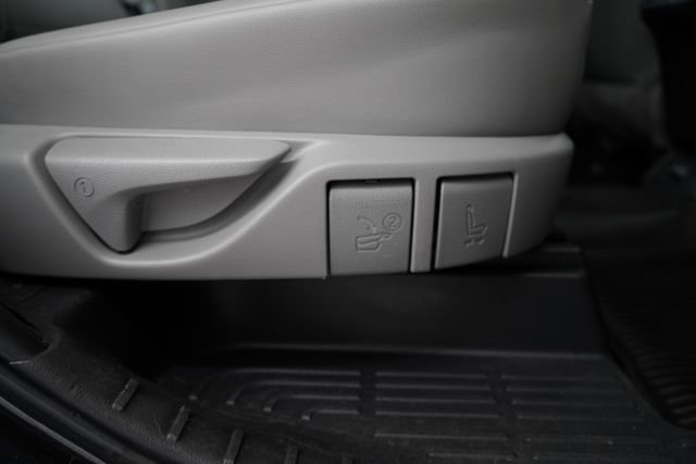 Used 2023 Toyota Highlander XLE image 82