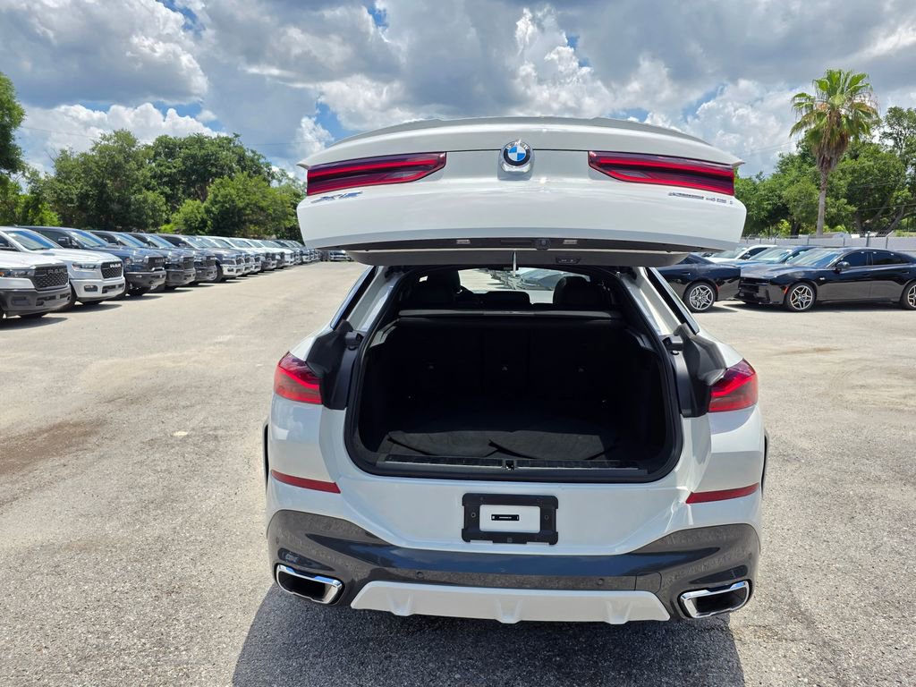 Used 2025 BMW X6 xDrive40i AWD/4WD image 36