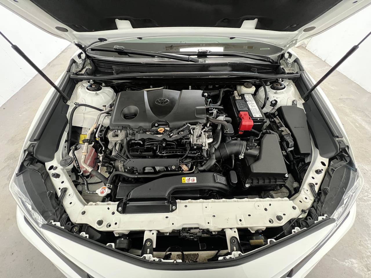 Used 2018 Toyota Camry XSE image 26