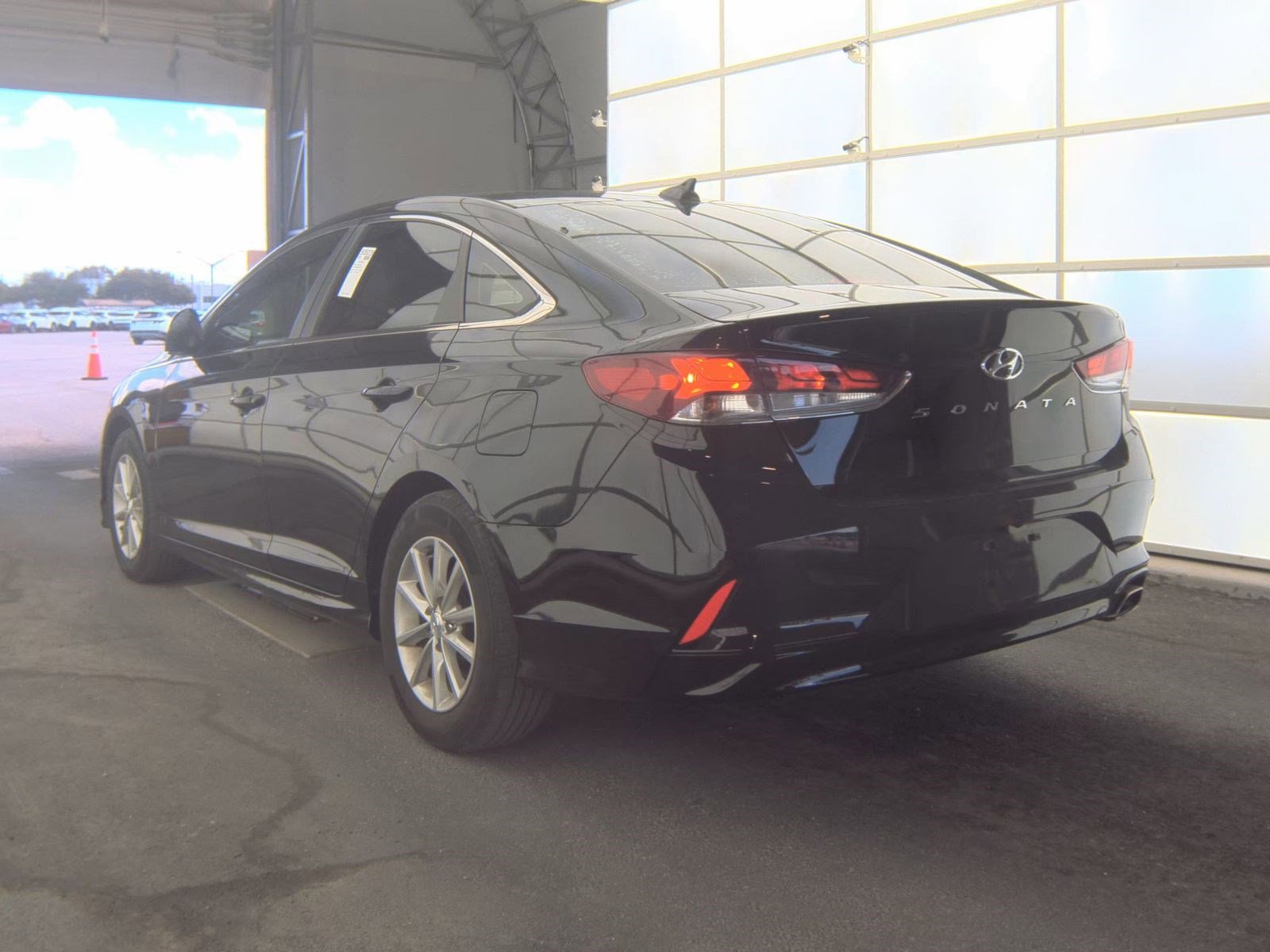 Used 2019 Hyundai Sonata SE FWD image 6