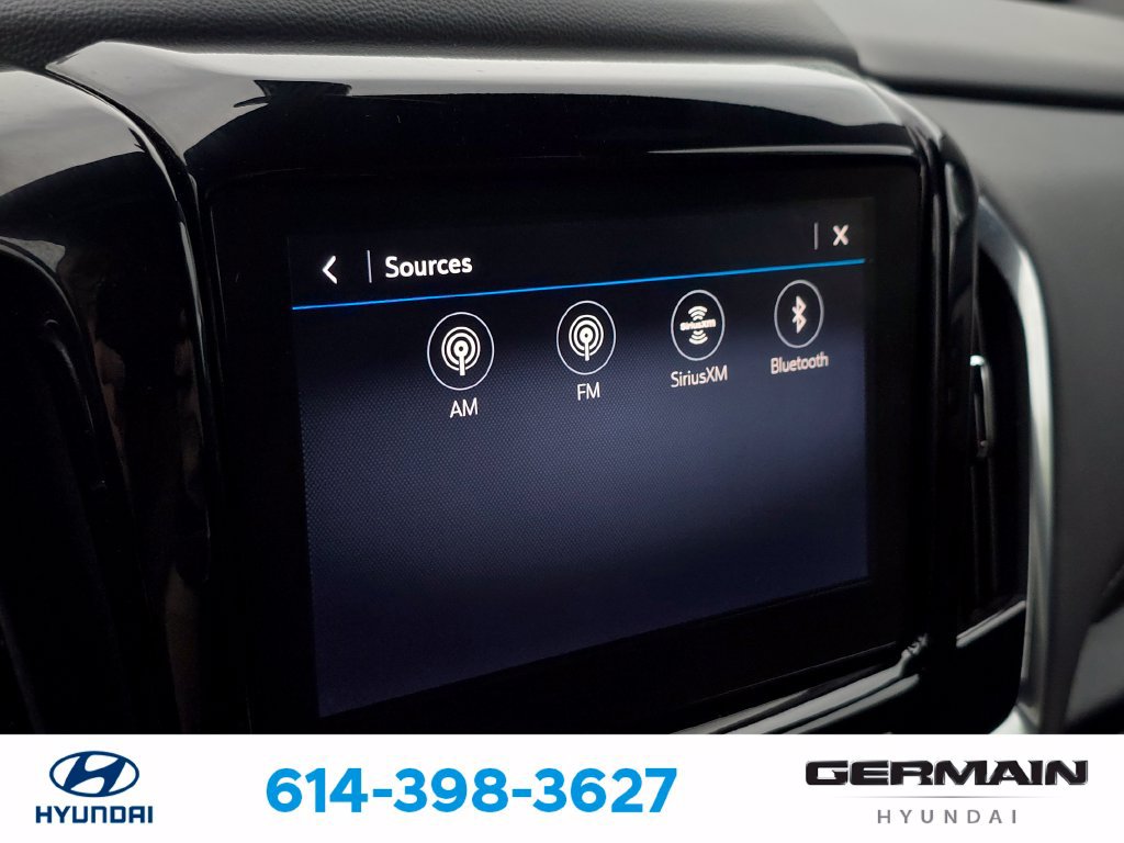 Used 2023 Chevrolet Traverse LT FWD image 29