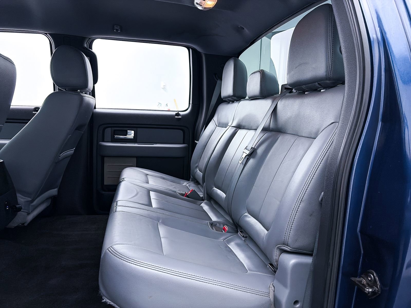 Used 2014 Ford F150 XLT w/ XLT Chrome Package image 25