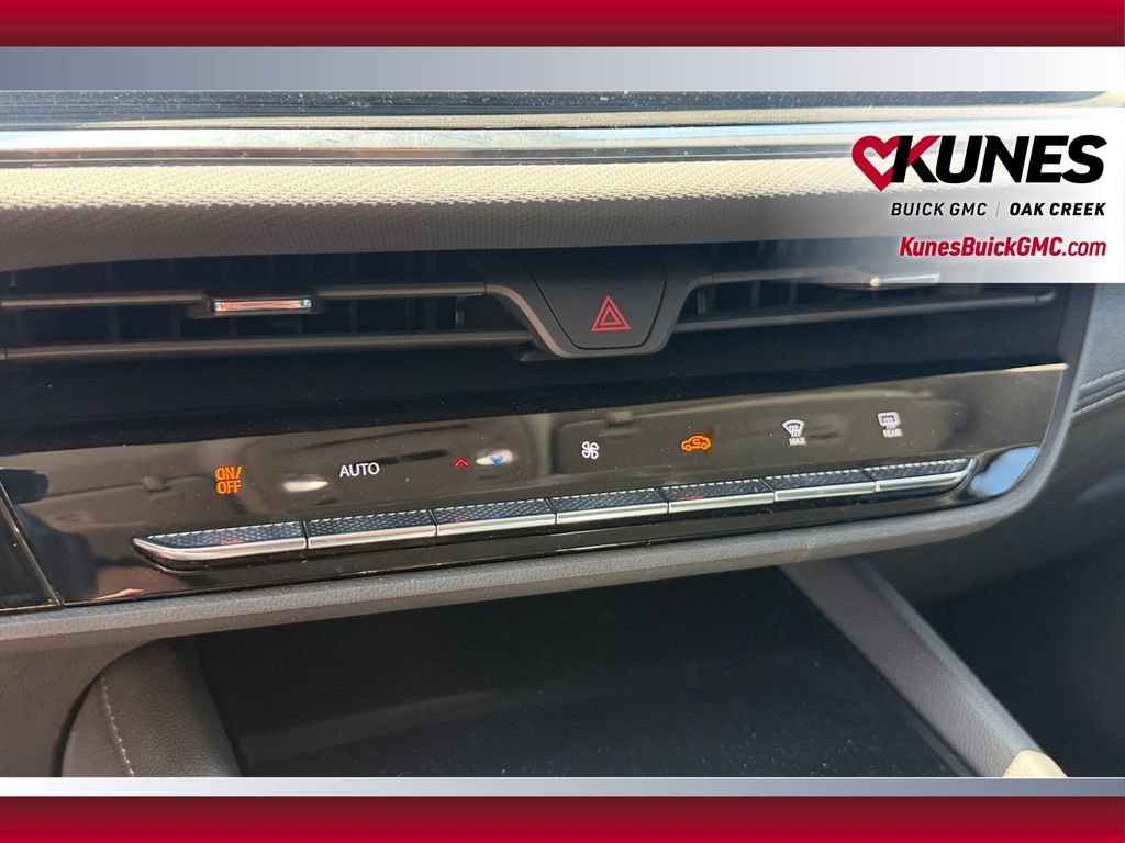 Used 2024 Buick Envision Preferred AWD/4WD image 30