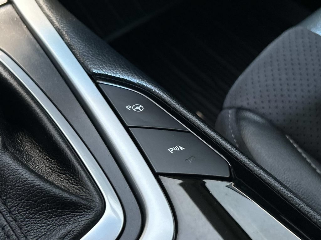 Used 2018 Ford Edge Sport w/ Equipment Group 401A AWD/4WD image 38