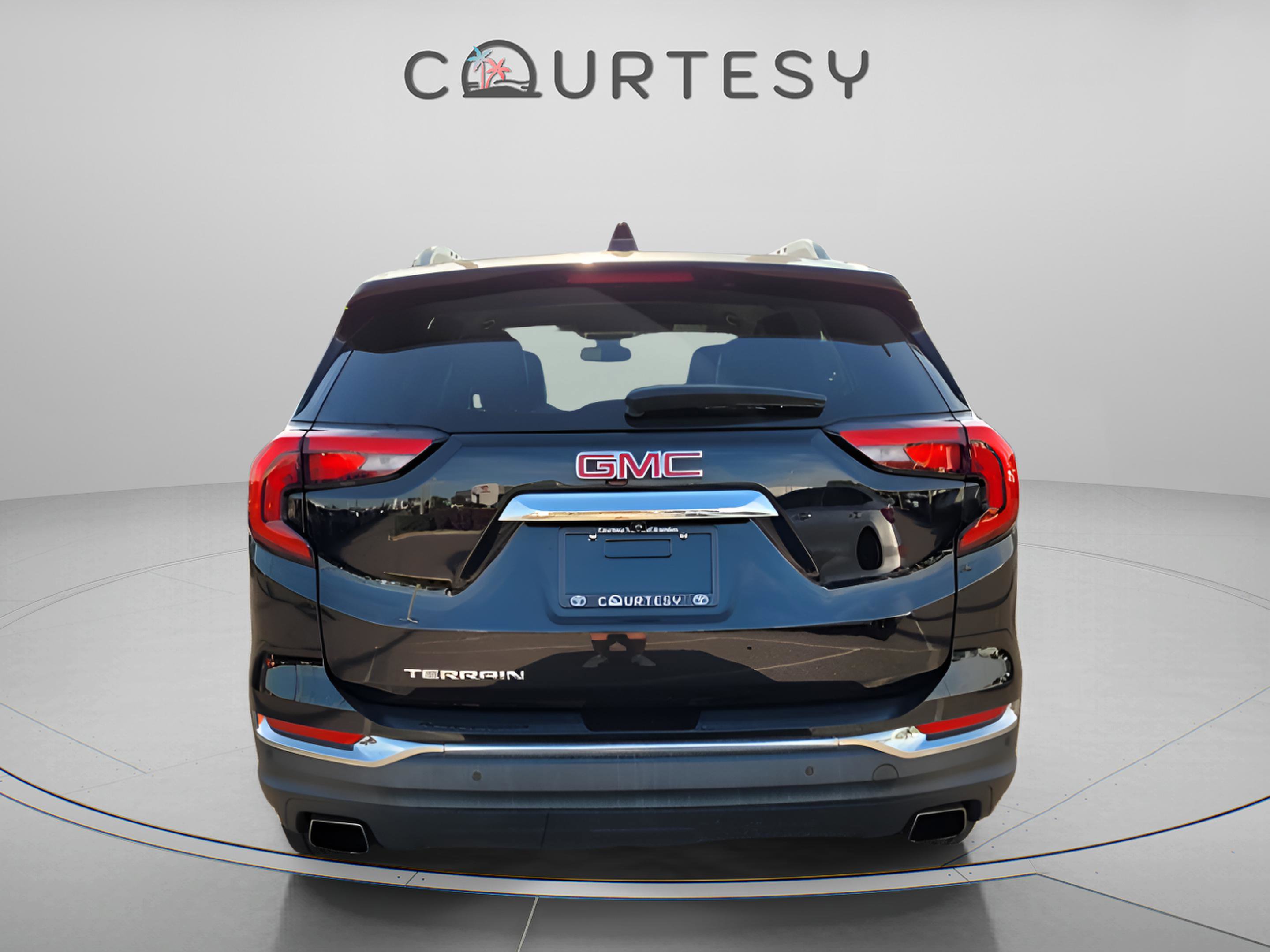 Used 2019 GMC Terrain SLT w/ Preferred Package image 4