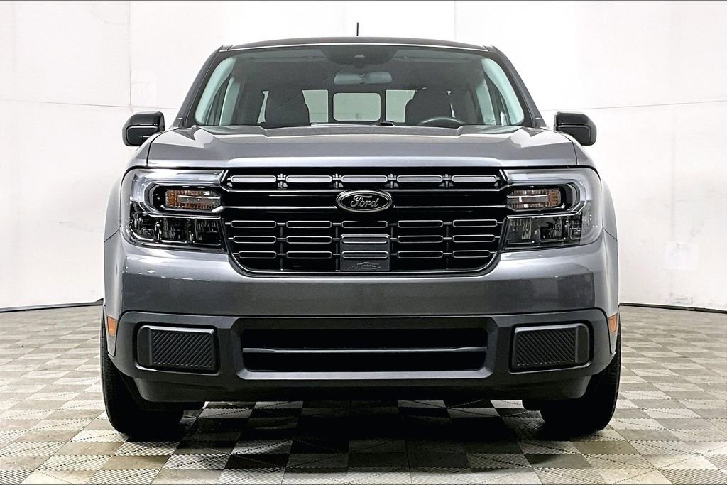 Used 2024 Ford Maverick Lariat w/ Black Appearance Package image 3