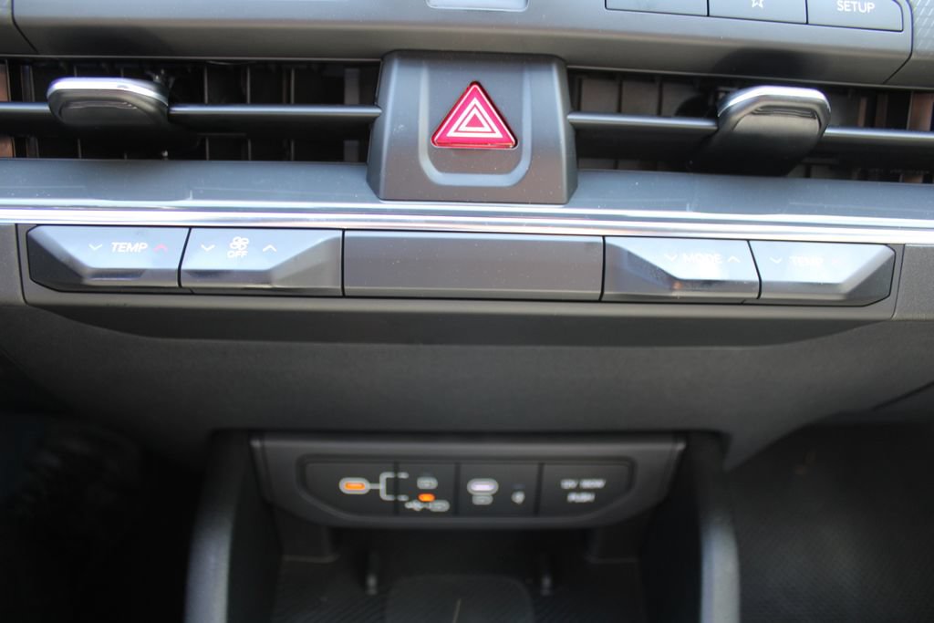 New 2026 Kia K4 GT-Line FWD image 39