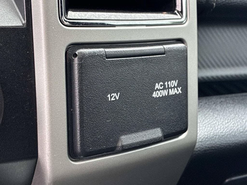 Used 2020 Ford F150 Lariat w/ Equipment Group 502A Luxury AWD/4WD image 41