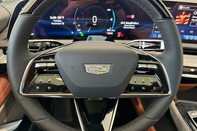 New 2026 Cadillac Optiq Sport 2 image 23