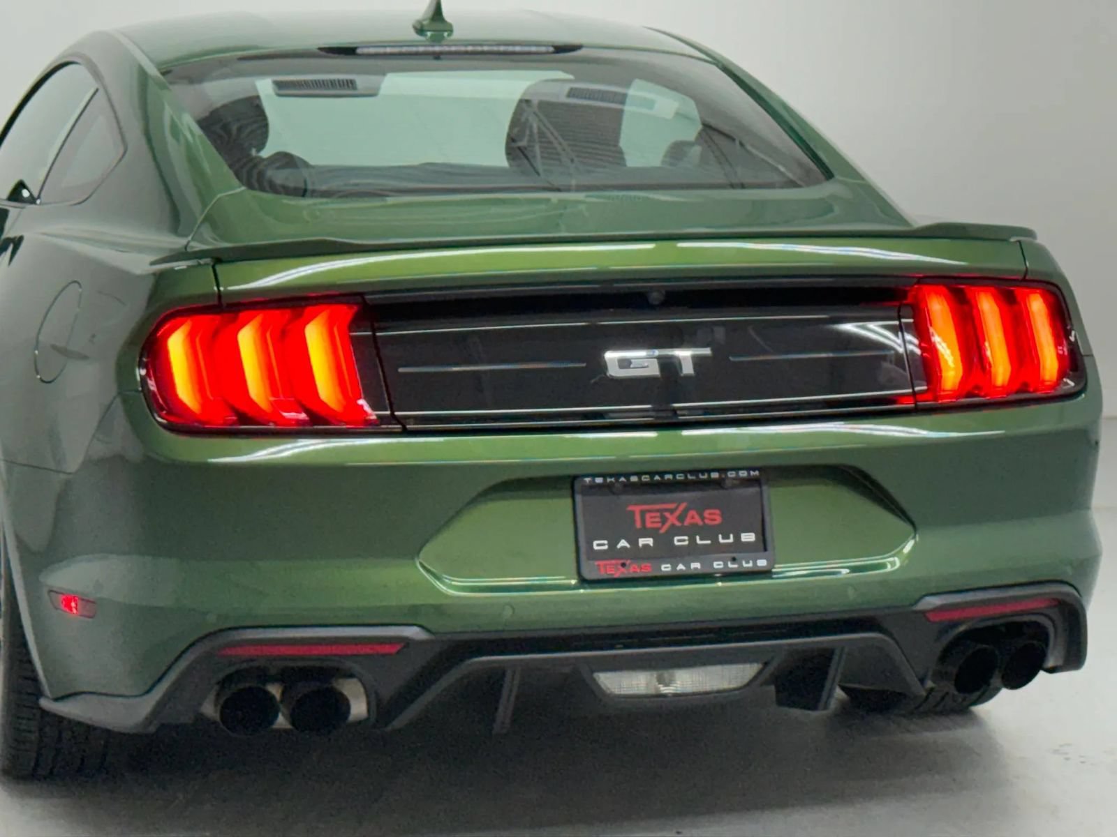 Used 2022 Ford Mustang GT RWD image 38