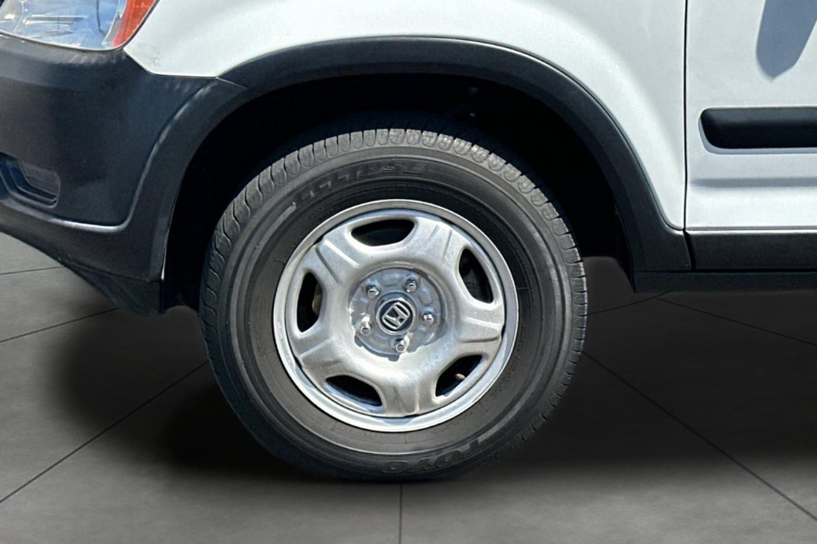 Used 2002 Honda CR-V LX image 28