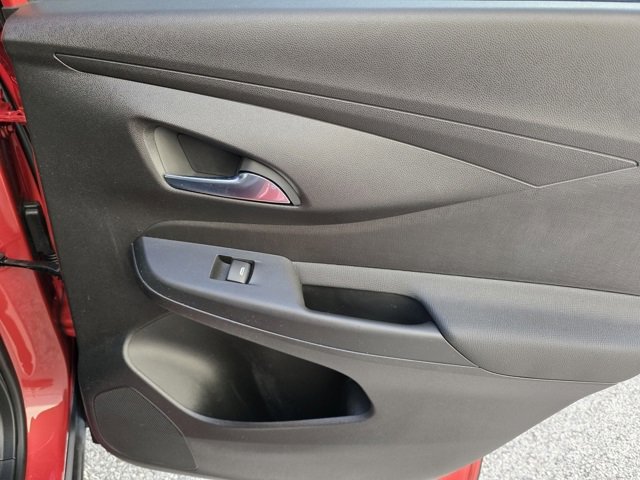 Used 2024 Buick Envista Preferred w/ Convenience I Package image 12