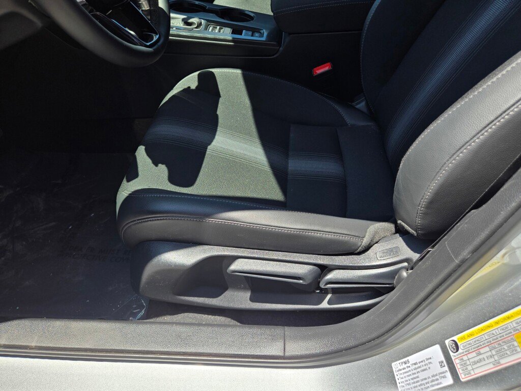Used 2025 Honda Civic Sport Touring image 10