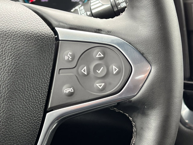 Used 2023 Chevrolet Traverse RS AWD/4WD image 24