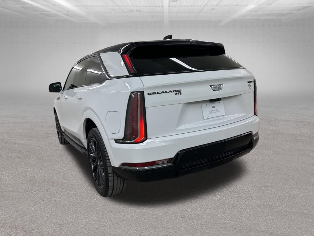 Certified 2025 Cadillac Escalade IQ Sport 2 w/ LPO, ONYX Package image 8