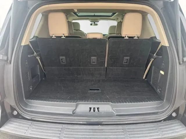 Used 2024 Ford Expedition Limited AWD/4WD image 32