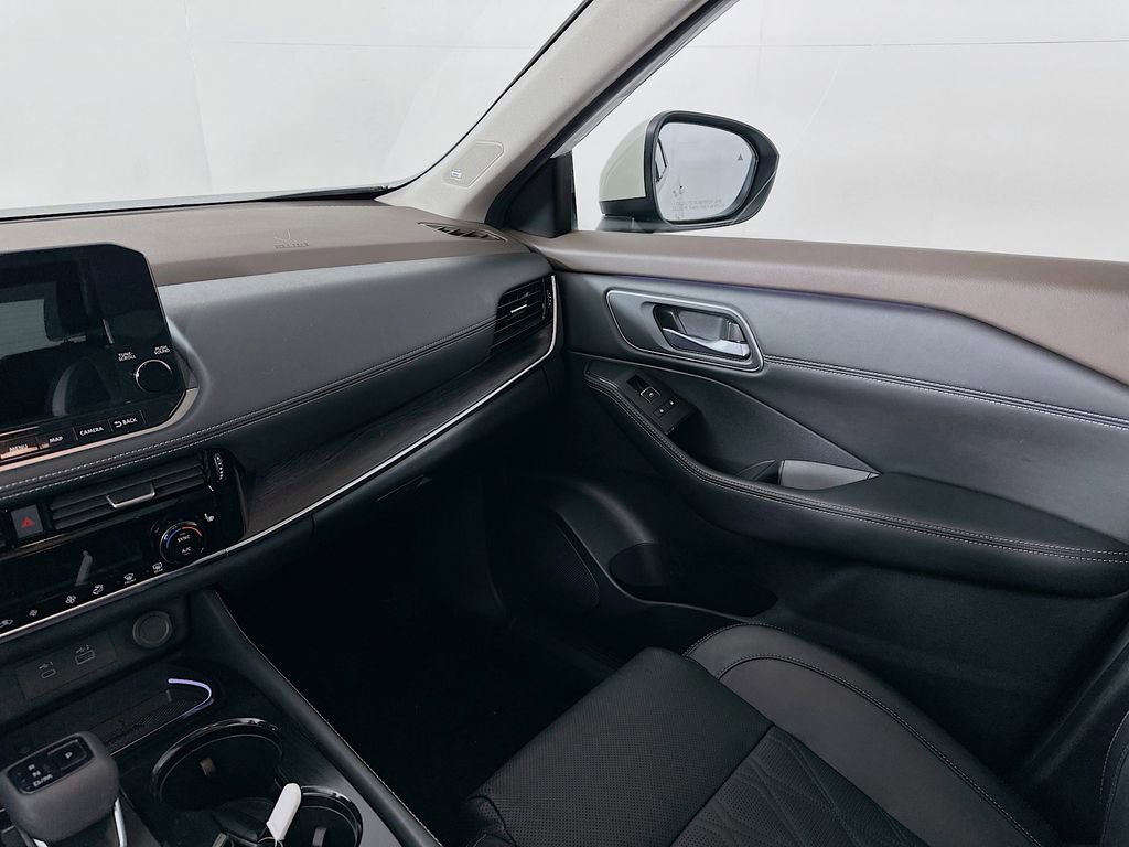 Certified 2023 Nissan Rogue Platinum image 33