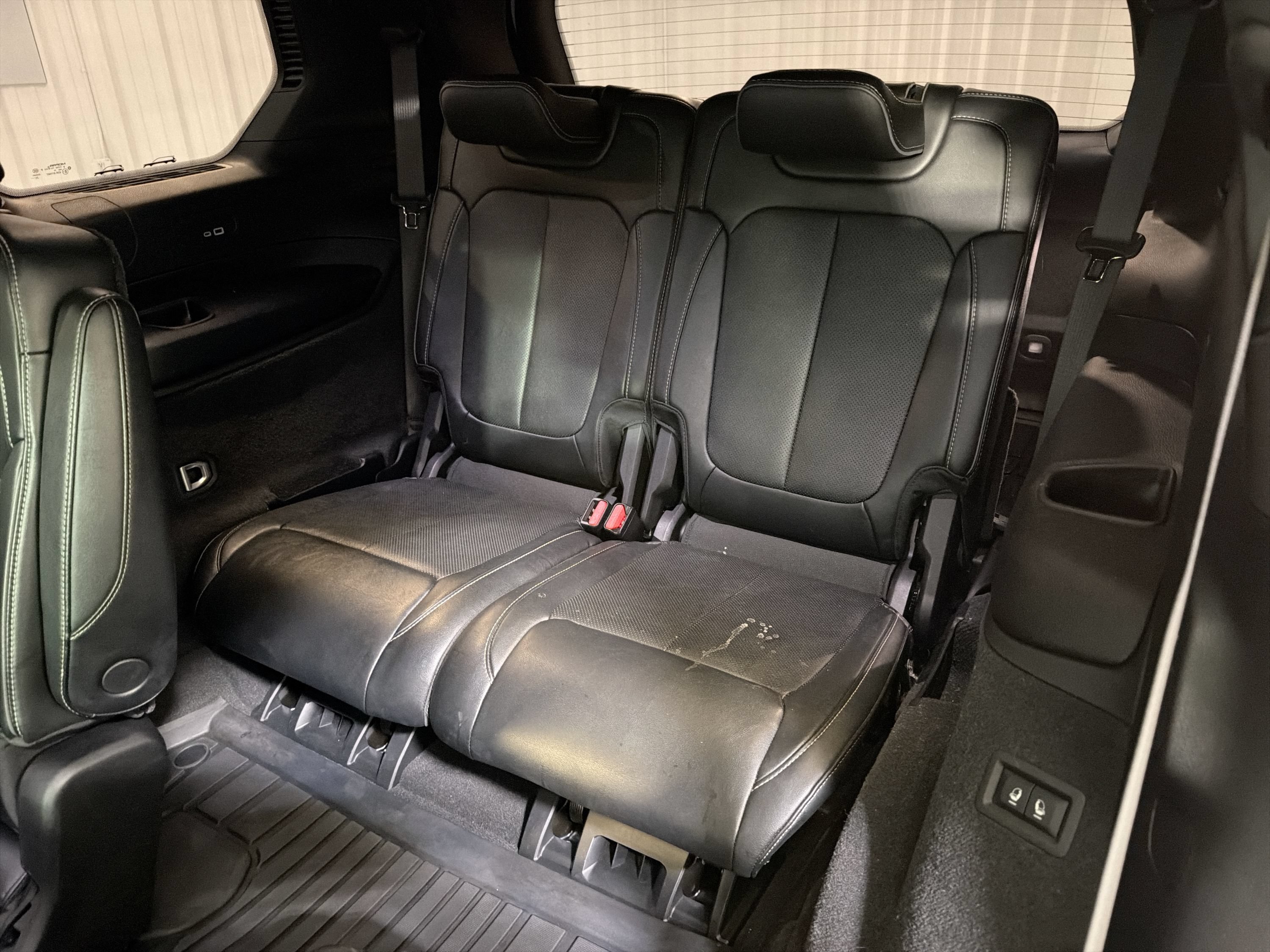 Used 2025 Jeep Grand Cherokee L Overland AWD/4WD image 26