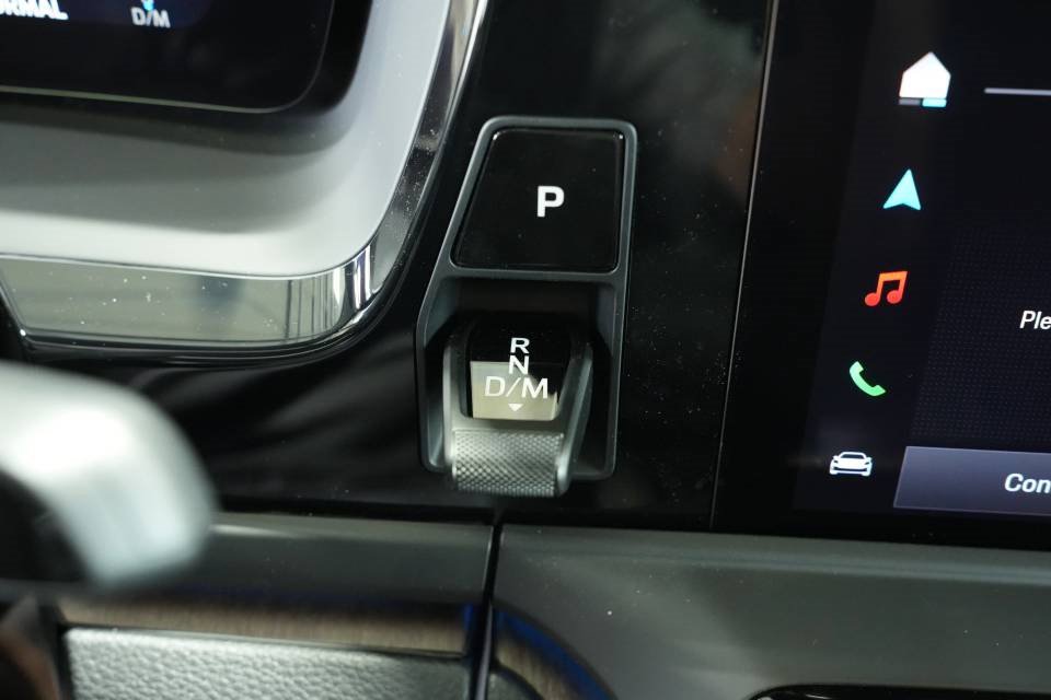 New 2025 Porsche Panamera 4 image 17