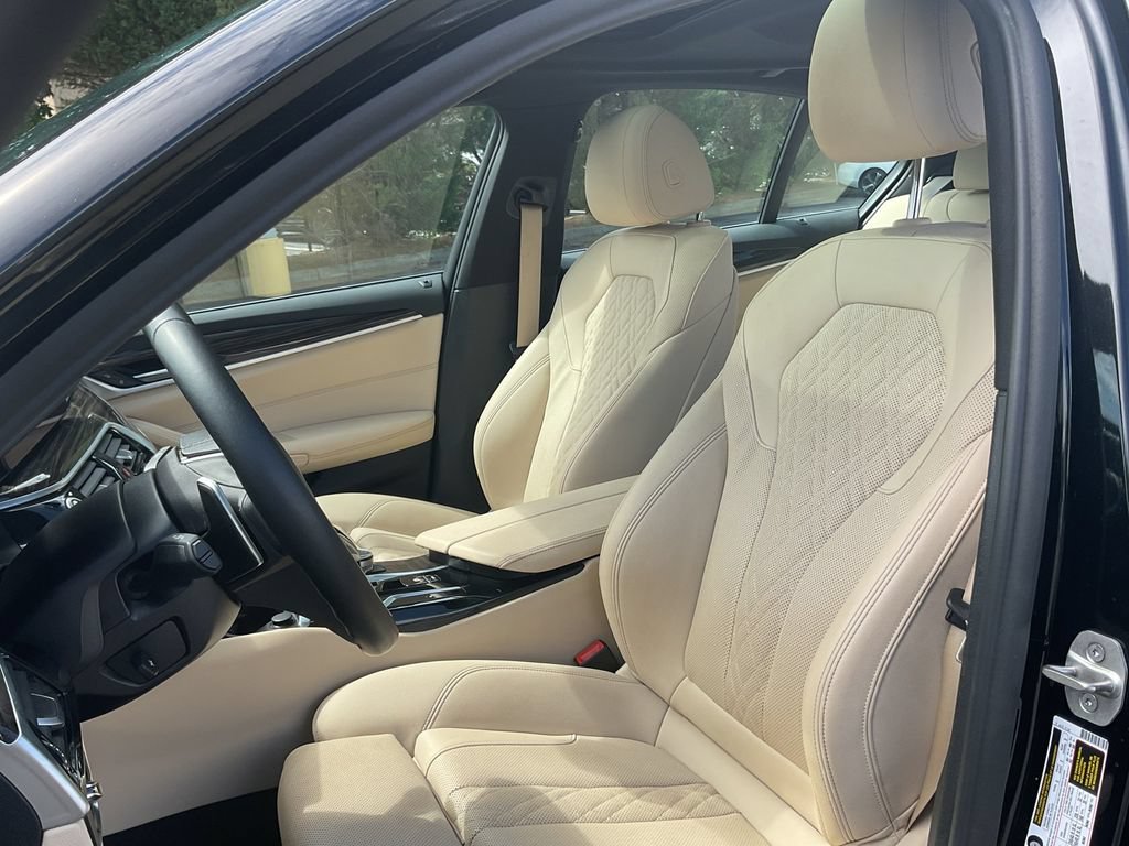 Used 2021 BMW 530i RWD image 14