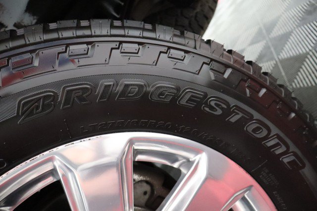 Used 2022 Ford F250 Platinum w/ FX4 Off-Road Package AWD/4WD image 91