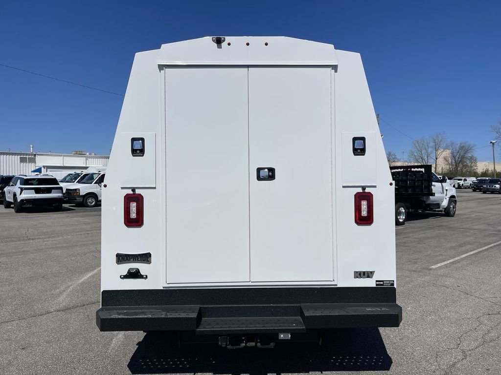 New 2025 Chevrolet Express 3500 w/ Power Convenience Package RWD image 4