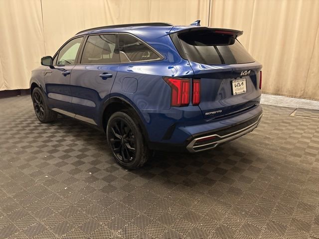 Certified 2023 Kia Sorento SX image 7