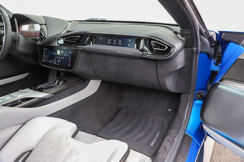 Certified 2025 Ferrari 12Cilindri RWD image 41