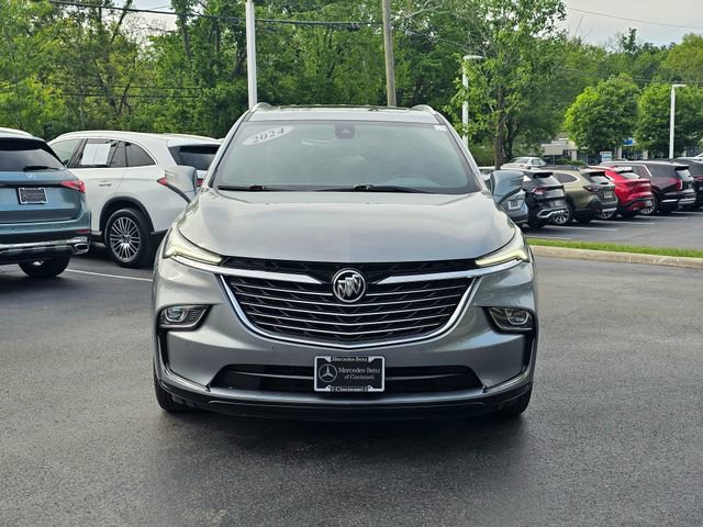 Used 2024 Buick Enclave Essence w/ Experience Buick Package AWD/4WD image 4