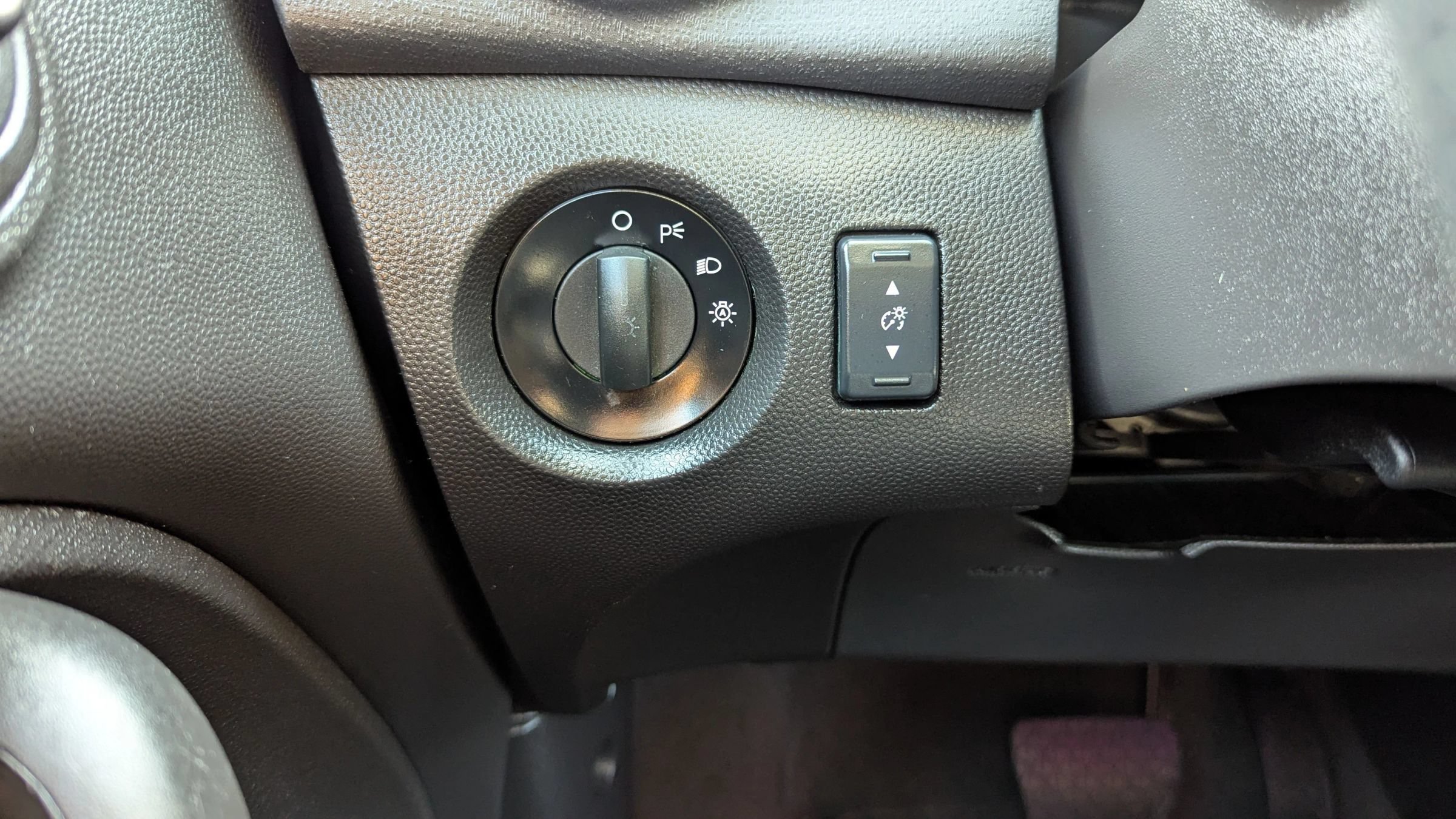 Used 2017 Ford Fiesta SE FWD image 22