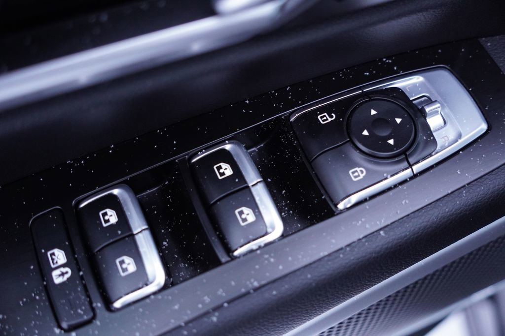 Used 2021 Kia Telluride LX image 21