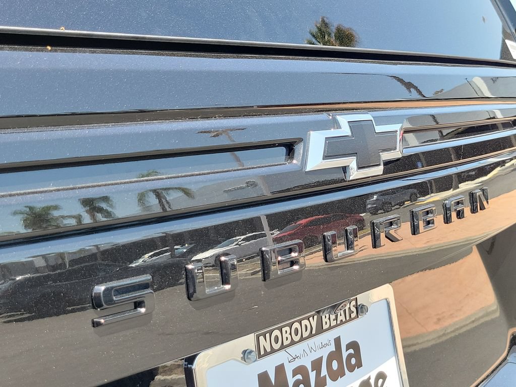 Used 2024 Chevrolet Suburban RST w/ Luxury Package AWD/4WD image 27