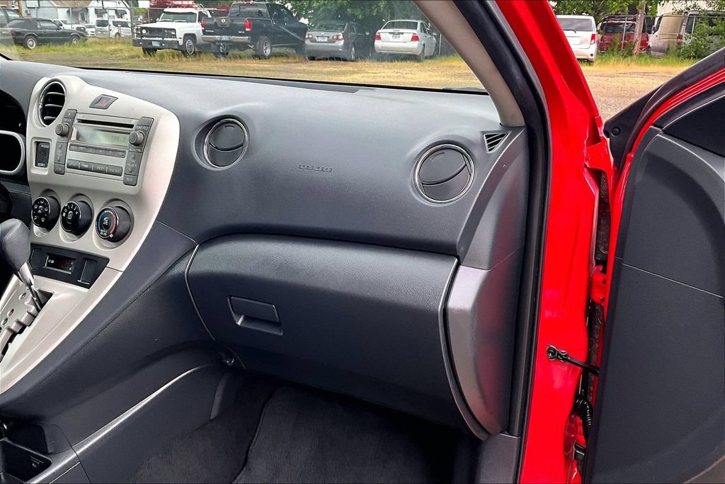 Used 2010 Toyota Matrix FWD image 19