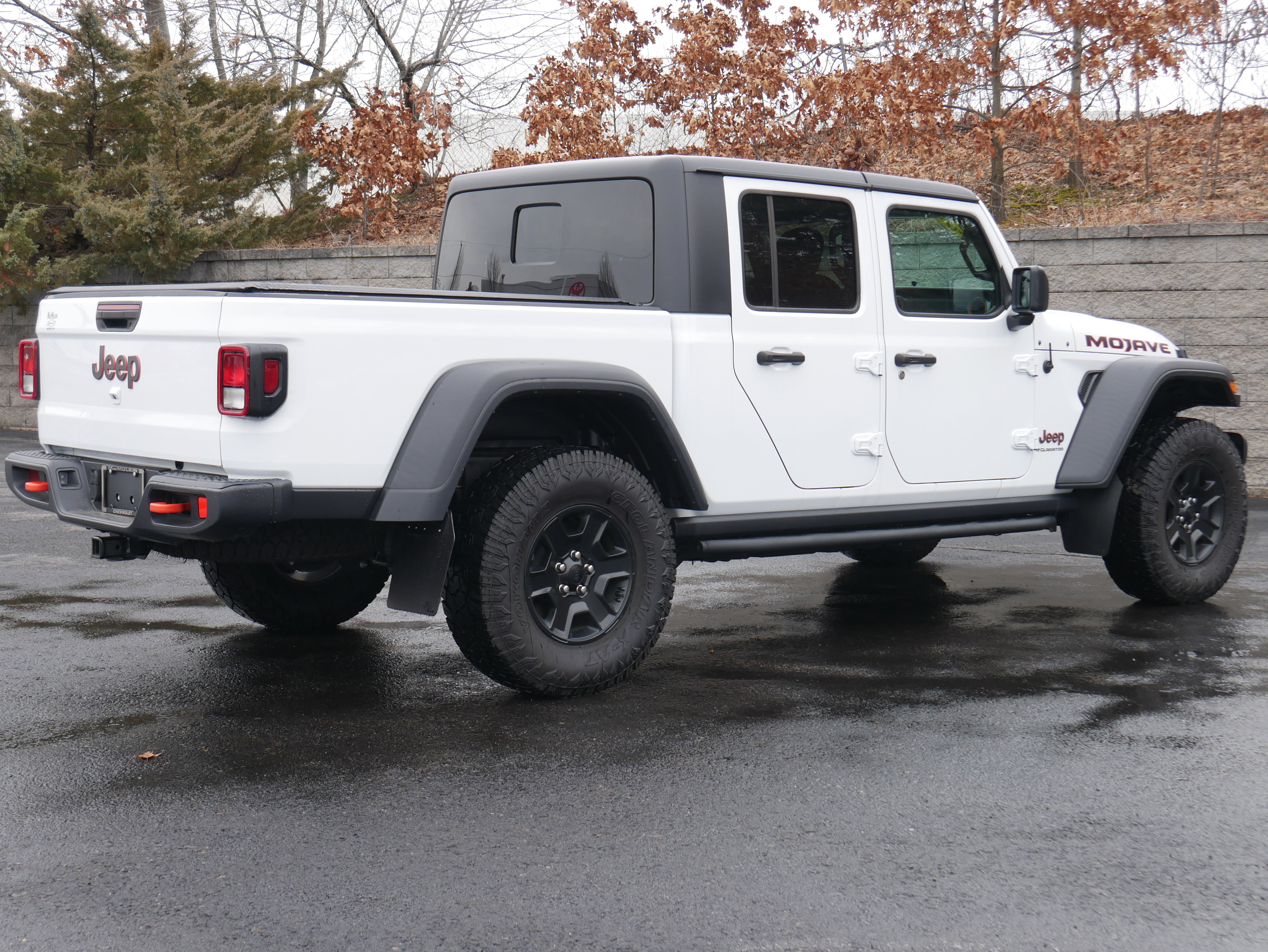 Used 2023 Jeep Gladiator Mojave w/ Cold Weather Group image 7