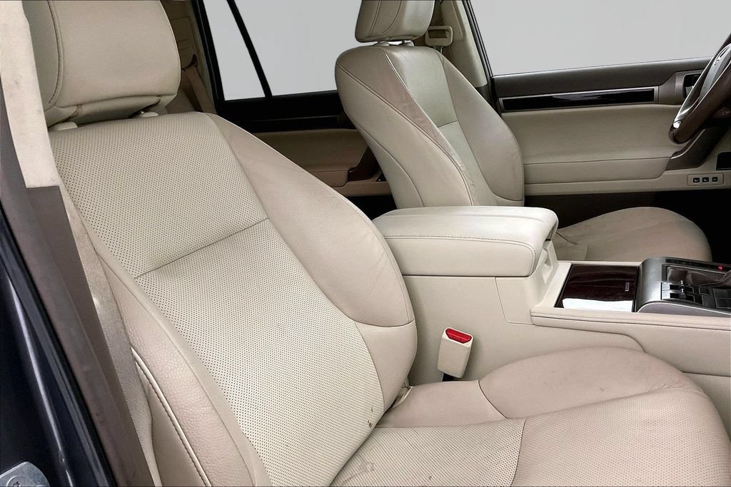 Used 2015 Lexus GX 460 w/ Premium Package AWD/4WD image 26