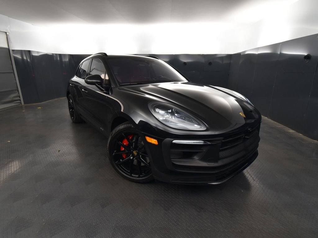 Certified 2024 Porsche Macan GTS AWD/4WD image 9