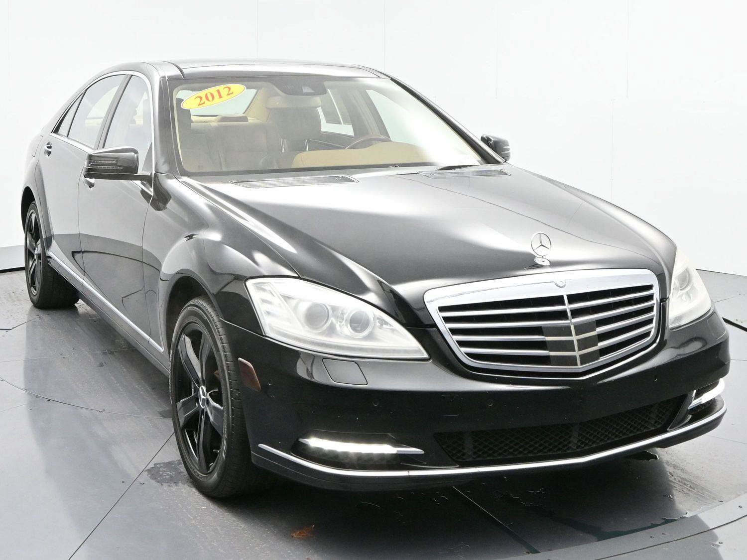 Used 2012 Mercedes-Benz S 550 4MATIC image 2