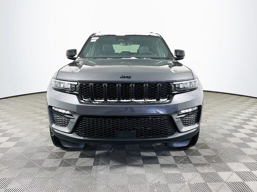 New 2025 Jeep Grand Cherokee Limited image 3