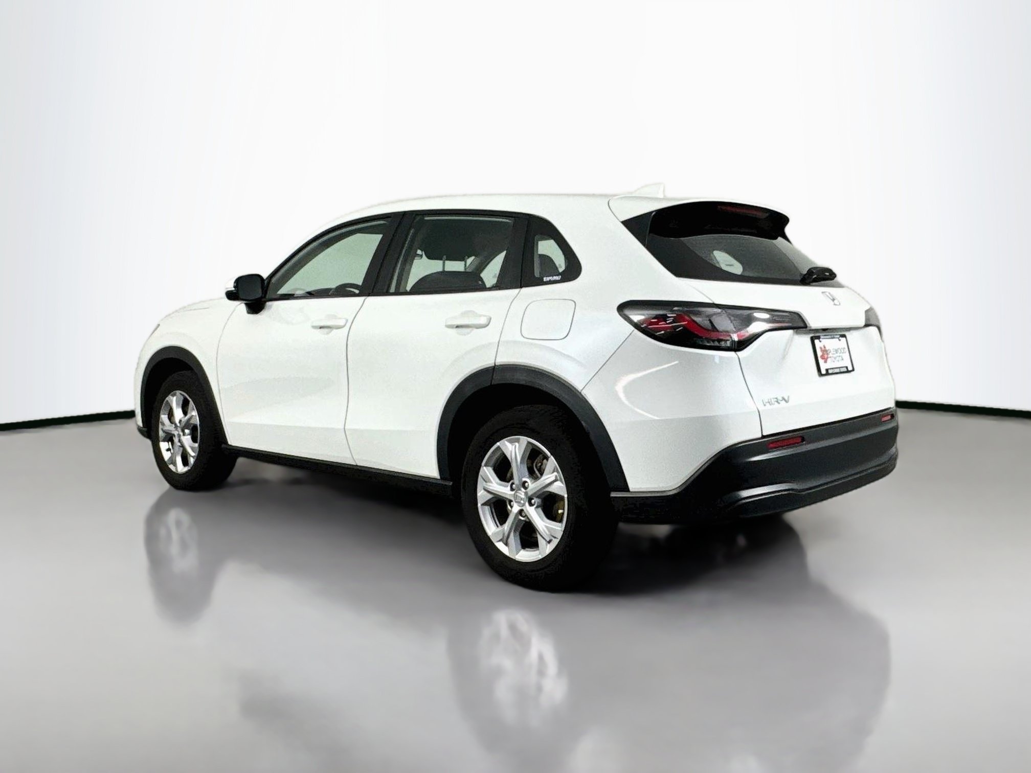 Used 2023 Honda HR-V LX image 5