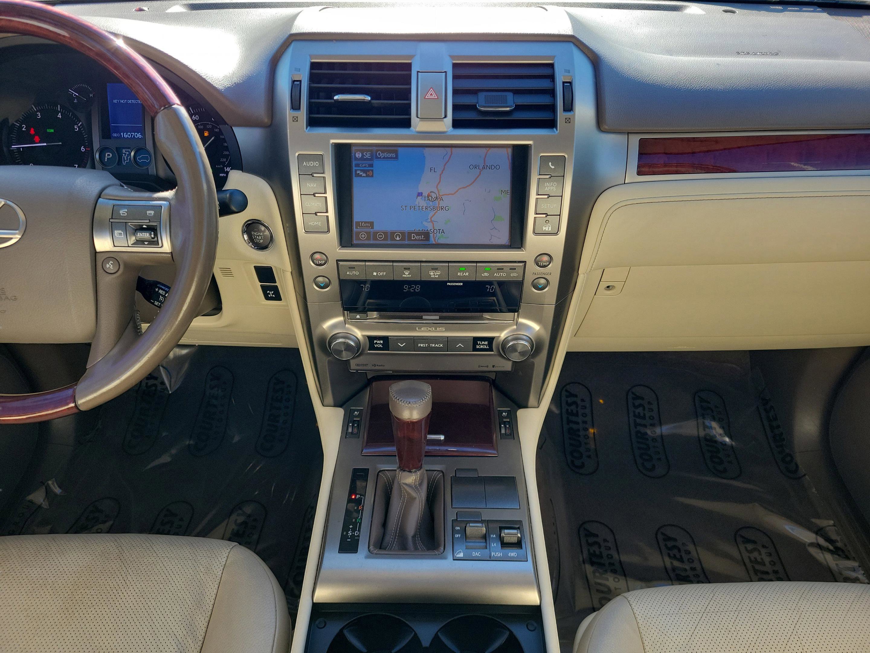 Used 2016 Lexus GX 460 w/ Premium Package image 11