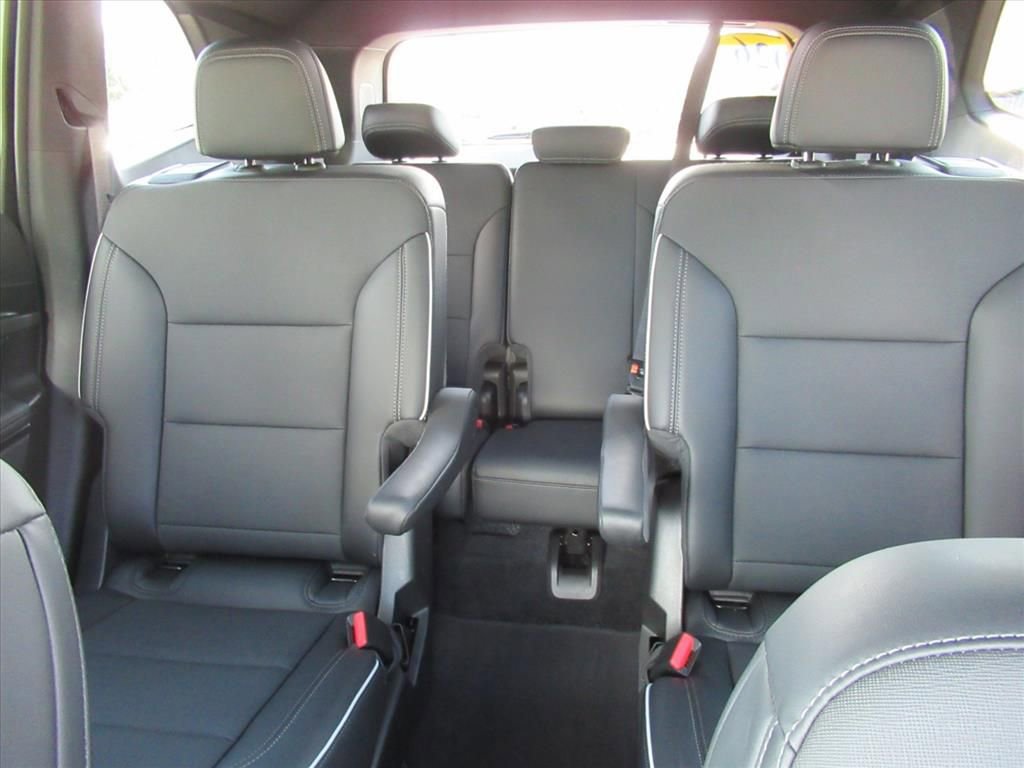 Used 2026 Buick Enclave Preferred image 18