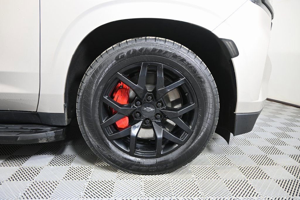 Used 2024 Chevrolet Tahoe RST w/ RST Performance Edition image 11