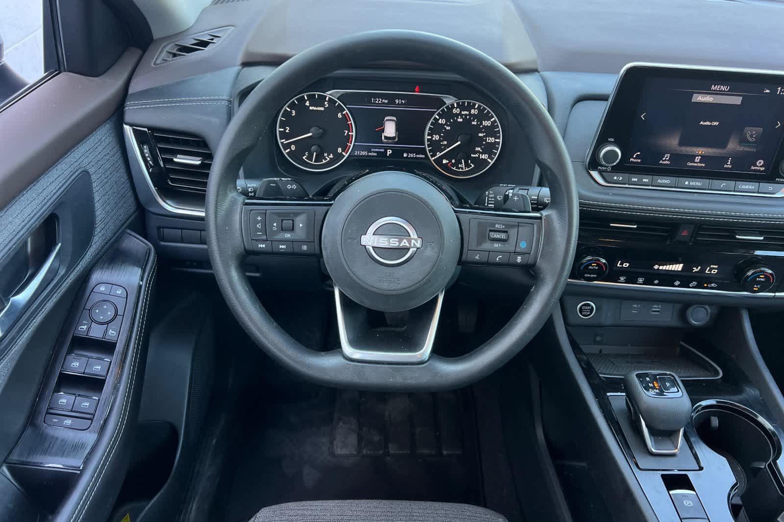 Used 2023 Nissan Rogue SV FWD image 16