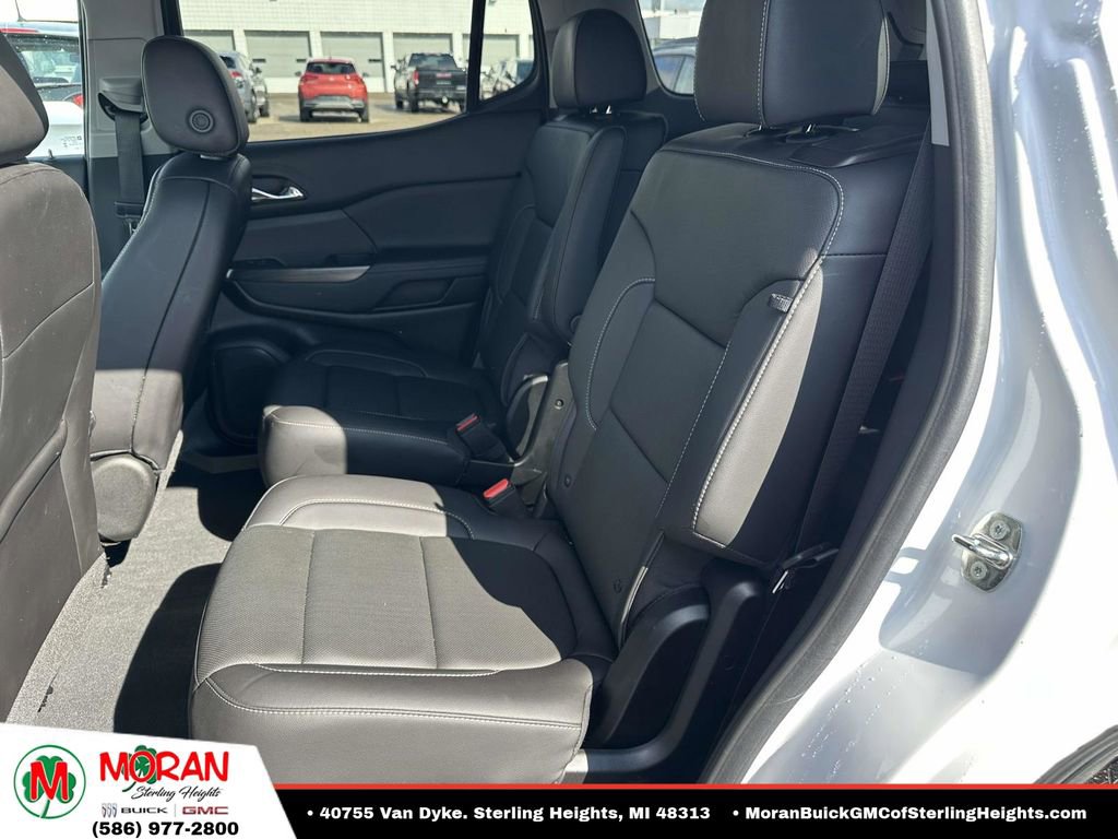 Certified 2023 GMC Acadia SLT w/ Elevation Edition AWD/4WD image 14