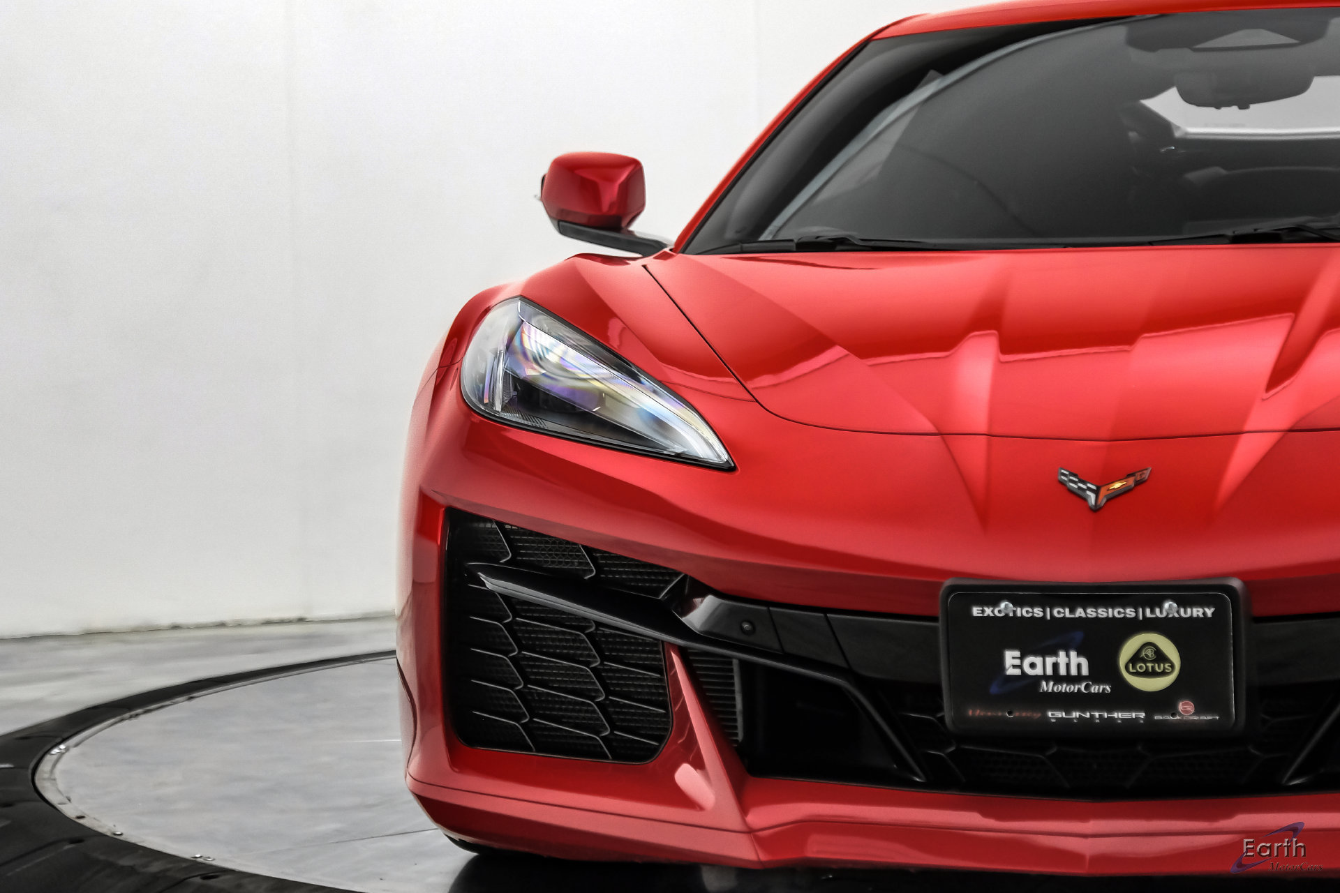 Used 2024 Chevrolet Corvette Z06 RWD image 40