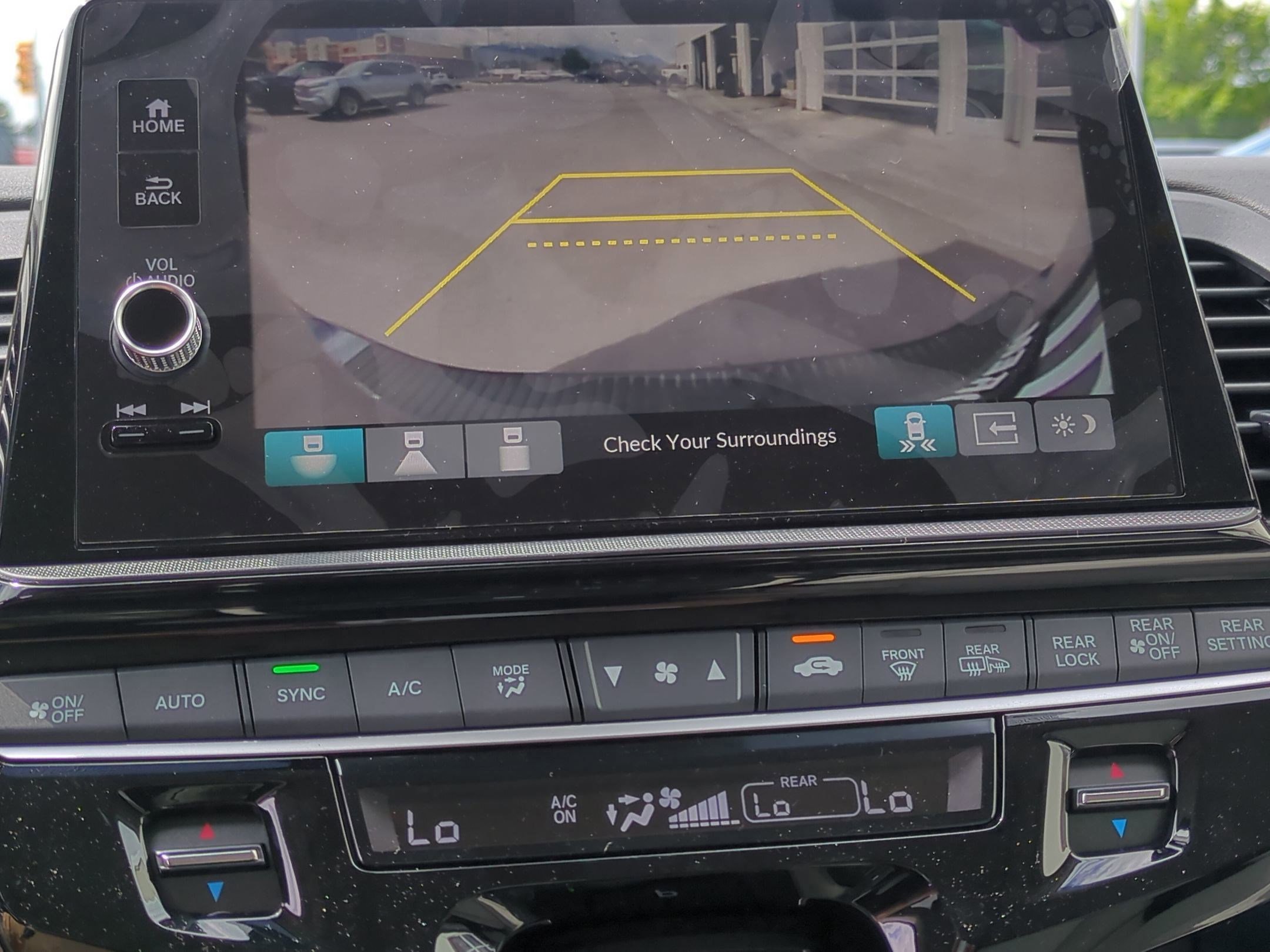 New 2026 Honda Odyssey Touring image 14