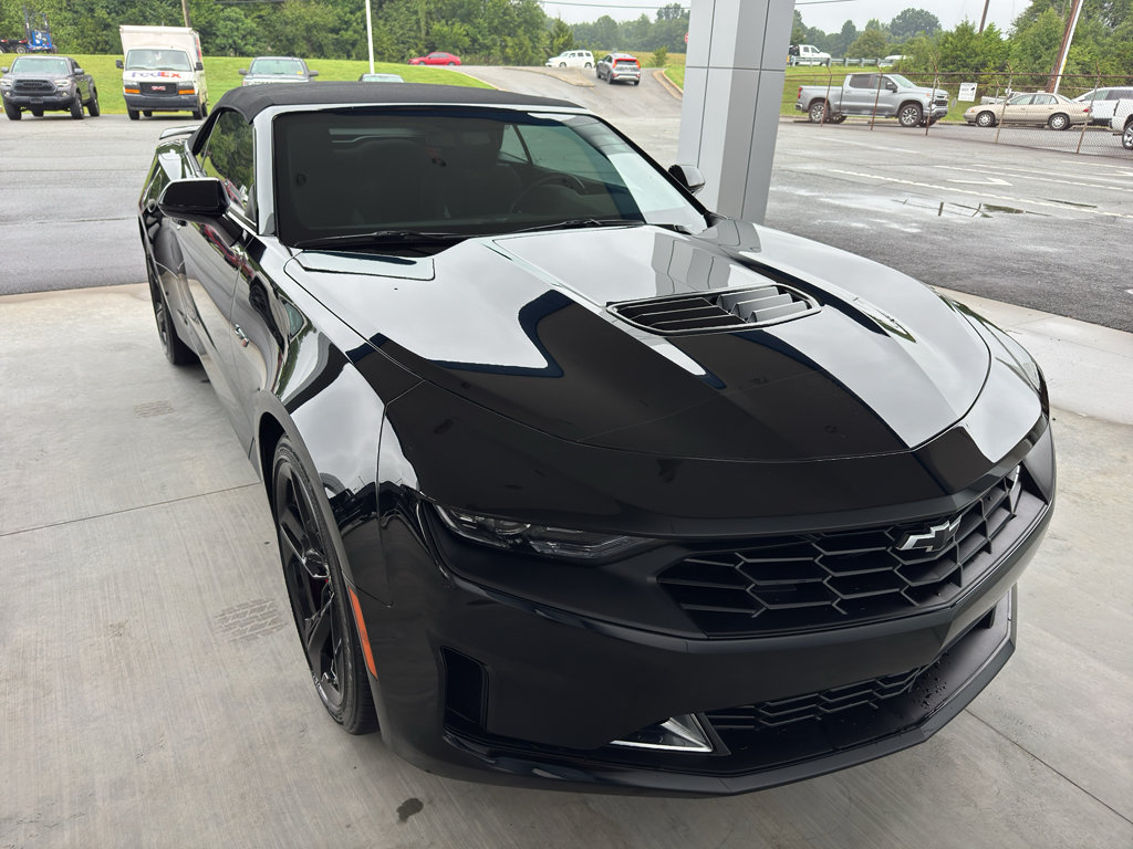 Used 2023 Chevrolet Camaro LT w/ RS Package RWD image 2