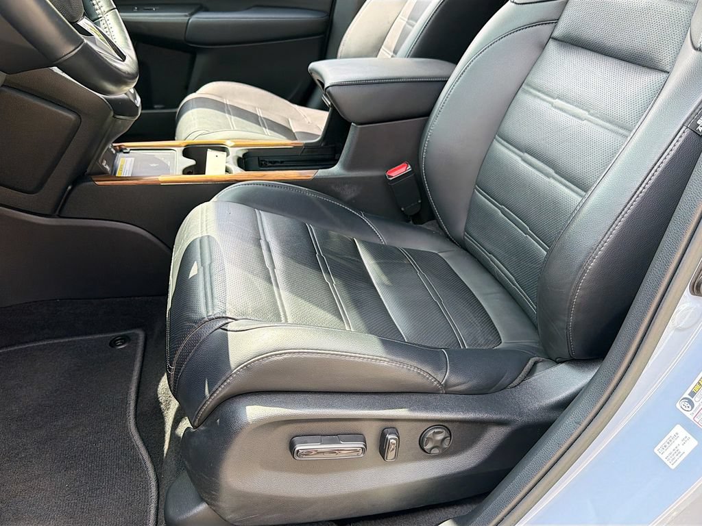 Used 2020 Honda CR-V Touring image 33