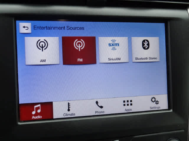 Used 2019 Ford Fusion SE FWD image 18