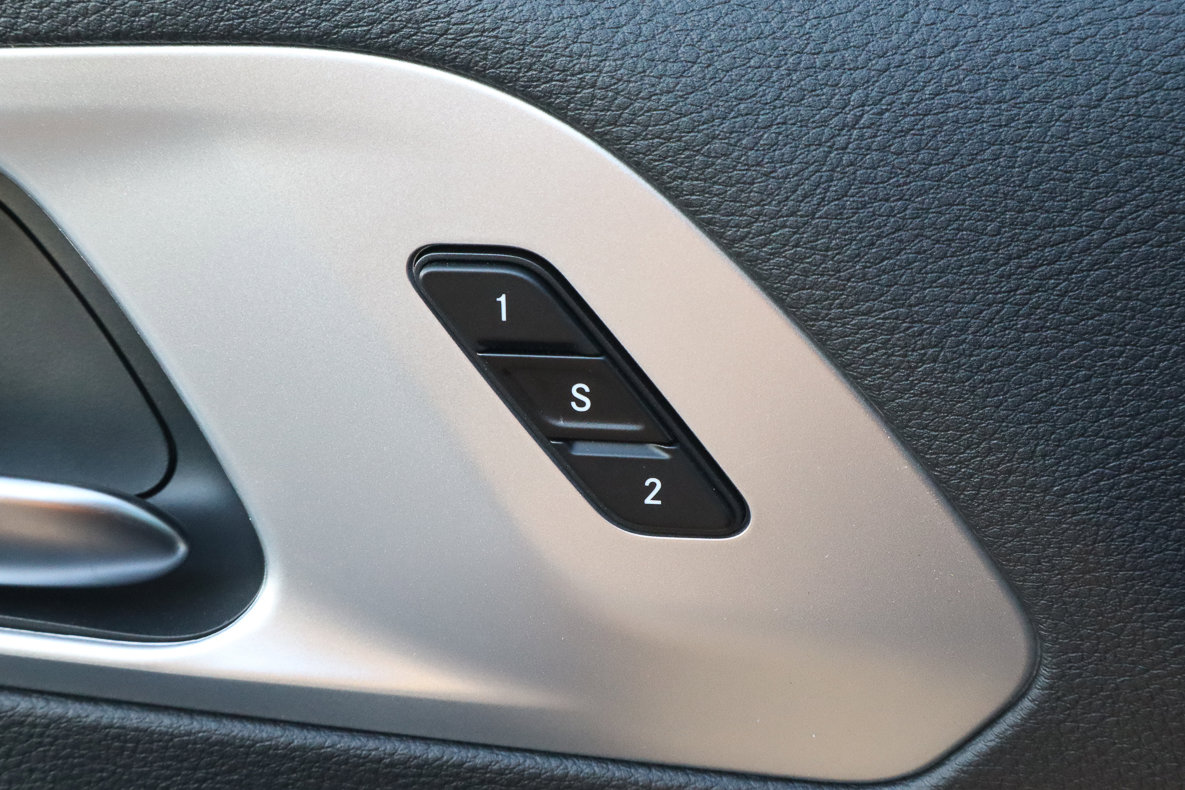 New 2026 Chrysler Pacifica Limited w/ S Appearance Package image 11